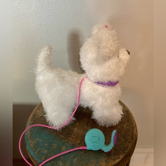 FurReal Friends Get Up and GoGo My Walking Pup - Picture 5 of 9